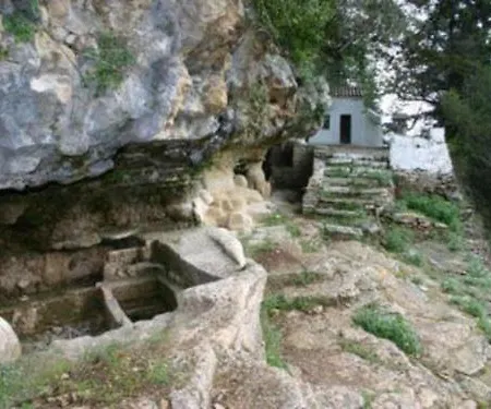 Lappa Nature Luxury tent Argiroupolis